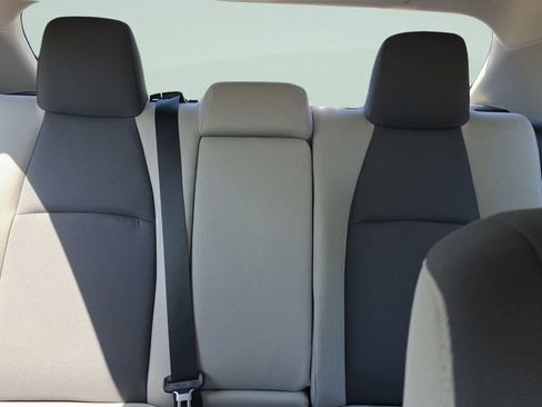 Used 2025 Toyota Corolla LE image 10