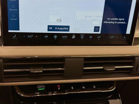 New 2026 Lincoln Corsair Premiere FWD image 17