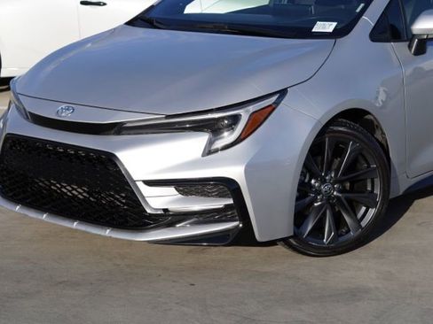 Used 2024 Toyota Corolla XSE FWD image 5