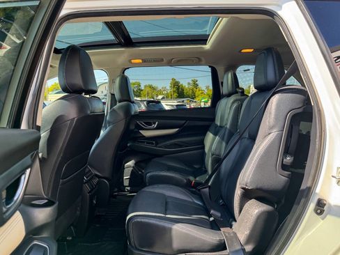 Used 2021 Subaru Ascent Limited w/ Technology Package image 22