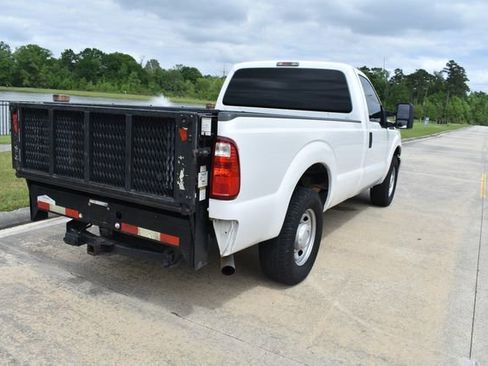 Used 2013 Ford F250 XL image 4