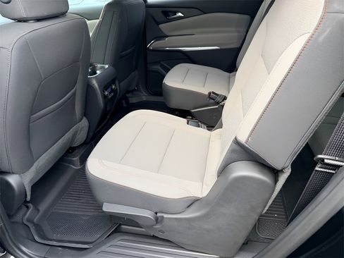 New 2026 Chevrolet Traverse LT w/ Driver Confidence Package image 30