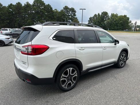 Used 2023 Subaru Ascent Limited w/ Technology Package AWD/4WD image 10