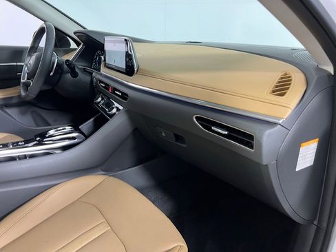 Used 2023 Hyundai Sonata Limited image 33