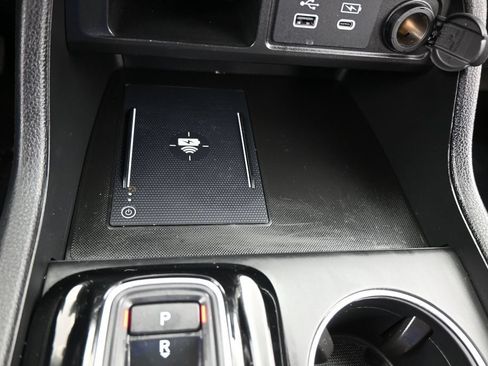 Used 2025 Honda Pilot Touring image 34