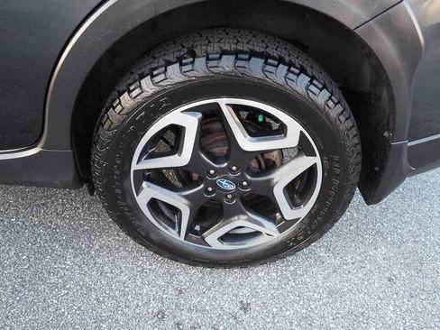 Used 2019 Subaru Crosstrek 2.0i Limited w/ Moonroof Package w/Navigation image 40