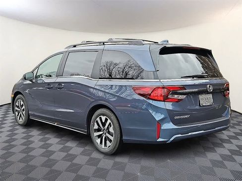 New 2026 Honda Odyssey EX-L image 4