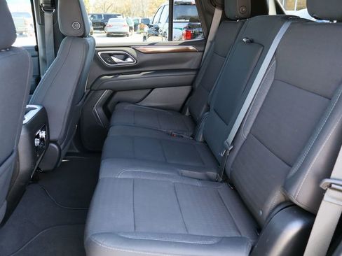 Used 2023 GMC Yukon SLE image 24