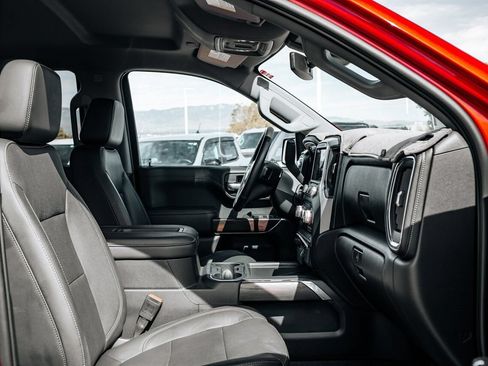 Used 2019 GMC Sierra 1500 SLT w/ SLT Premium Plus Package AWD/4WD image 50