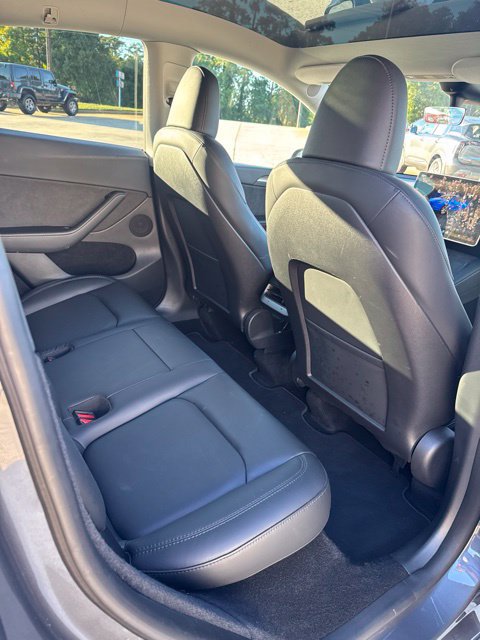 Used 2023 Tesla Model Y Long Range AWD/4WD image 11