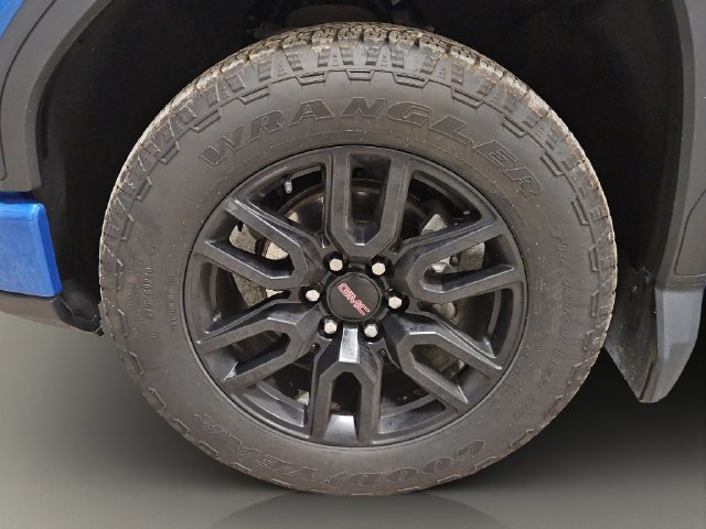 Used 2024 GMC Sierra 1500 Elevation w/ LPO, Elevation Black Package AWD/4WD image 24