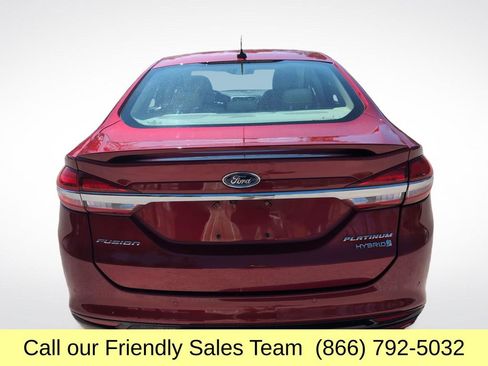 Used 2017 Ford Fusion Platinum image 4