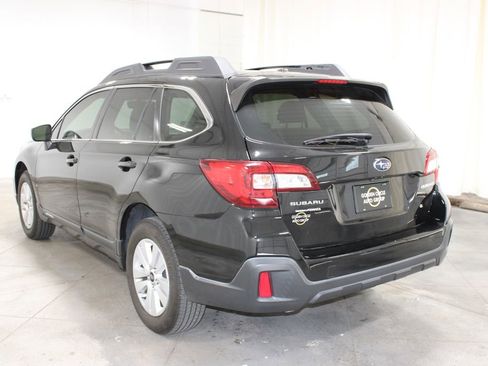 Used 2019 Subaru Outback 2.5i AWD/4WD image 7