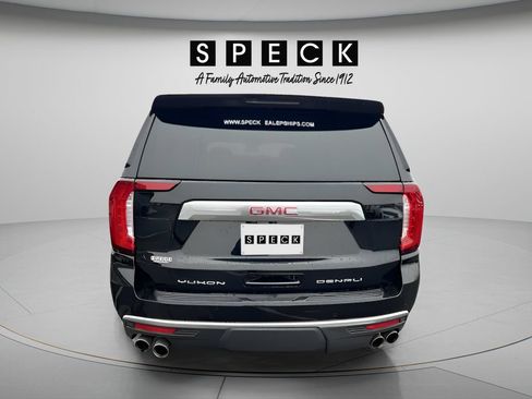 Used 2024 GMC Yukon XL Denali AWD/4WD image 4