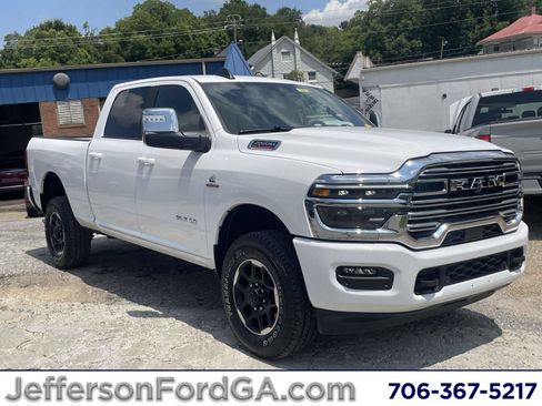 Used 2026 RAM 2500 Laramie AWD/4WD image 1