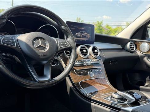 Used 2017 Mercedes-Benz C 300 4MATIC Sedan image 26