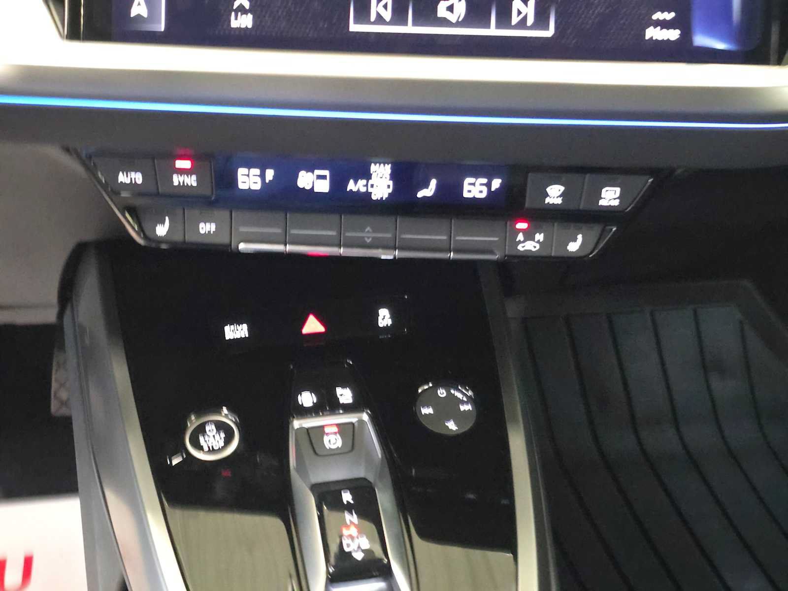 New 2024 Audi Q4 e-tron Premium Plus AWD/4WD image 32