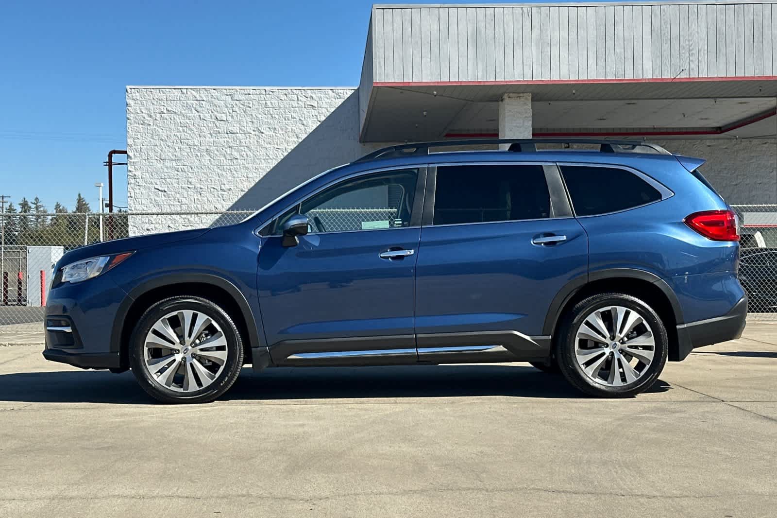 Used 2020 Subaru Ascent Touring w/ Popular Package #2A AWD/4WD image 6