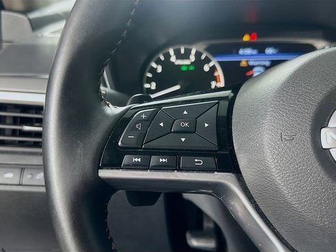 Used 2025 Nissan Altima 2.5 SR AWD/4WD image 22