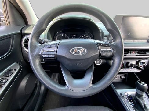Used 2023 Hyundai Kona SEL FWD image 6