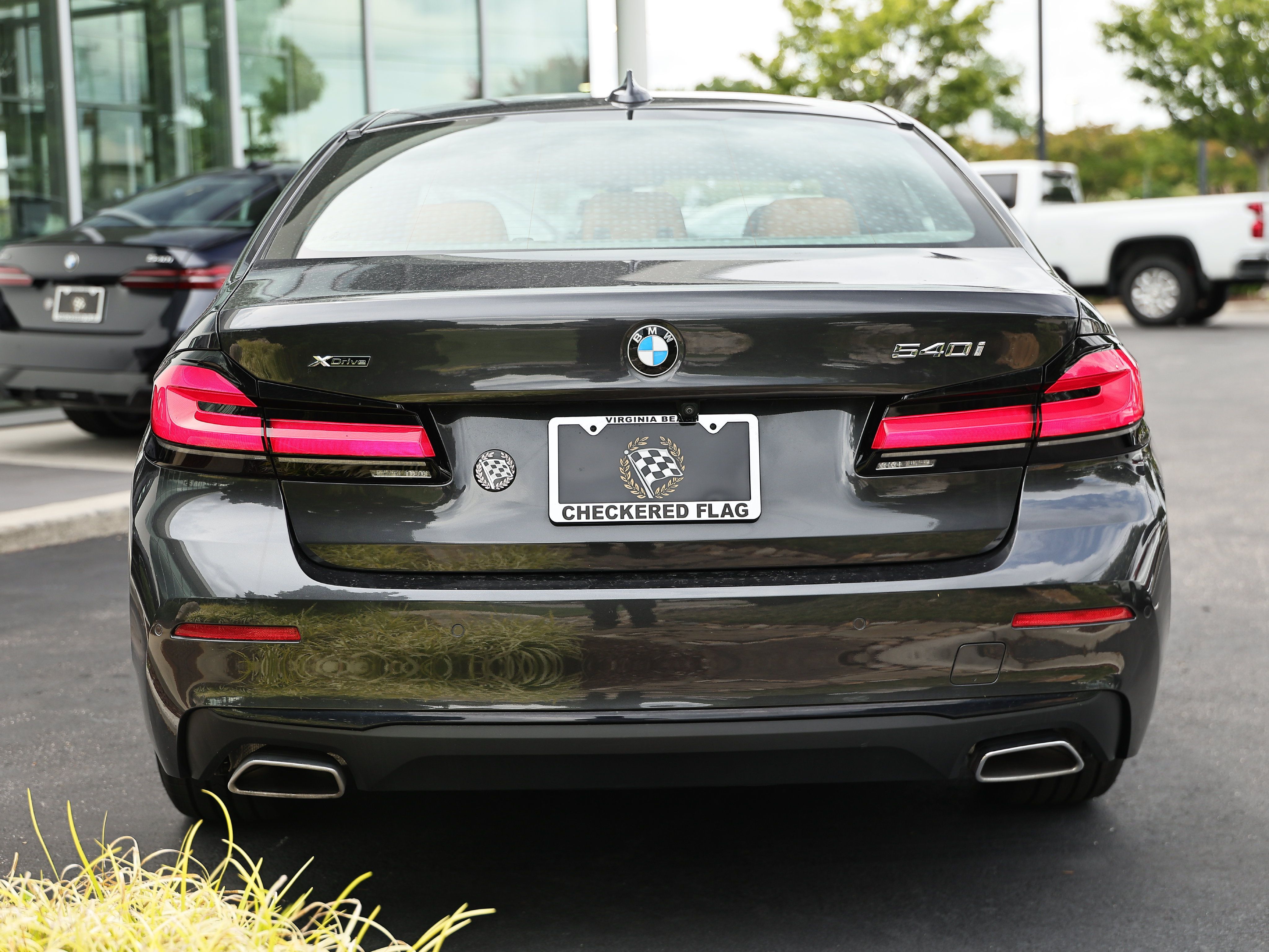 Used 2023 BMW 540i xDrive w/ Premium Package AWD/4WD image 10