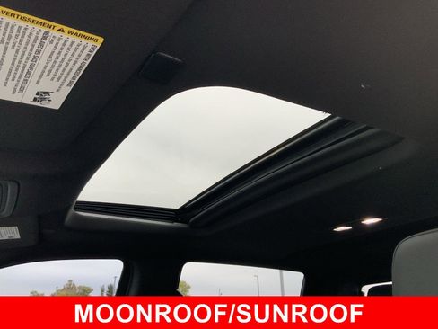 Used 2023 GMC Sierra 1500 AT4 w/ AT4 Premium Package image 8