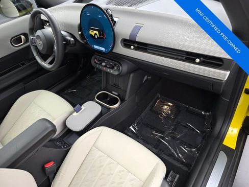 Used 2025 MINI Cooper 2-Door Hardtop FWD image 27