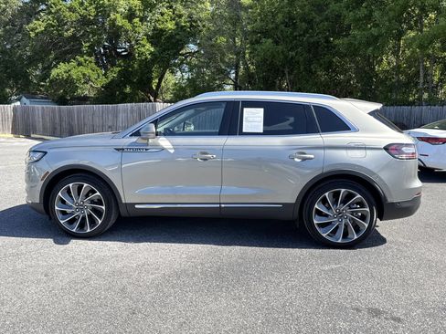 Used 2023 Lincoln Nautilus Reserve w/ Equipment Group 202A AWD/4WD image 2