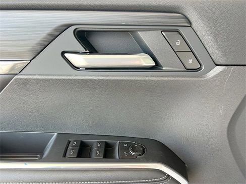 New 2026 GMC Acadia Elevation image 13