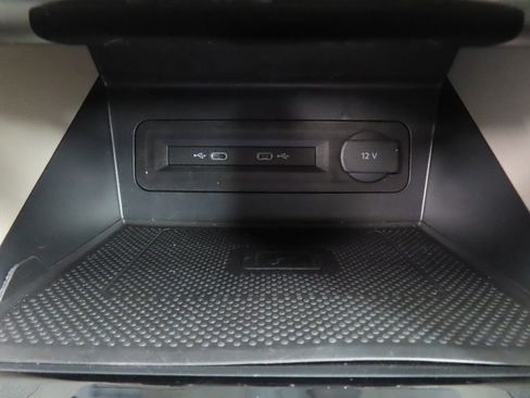 Used 2021 Volkswagen Atlas SEL R-Line AWD/4WD image 52