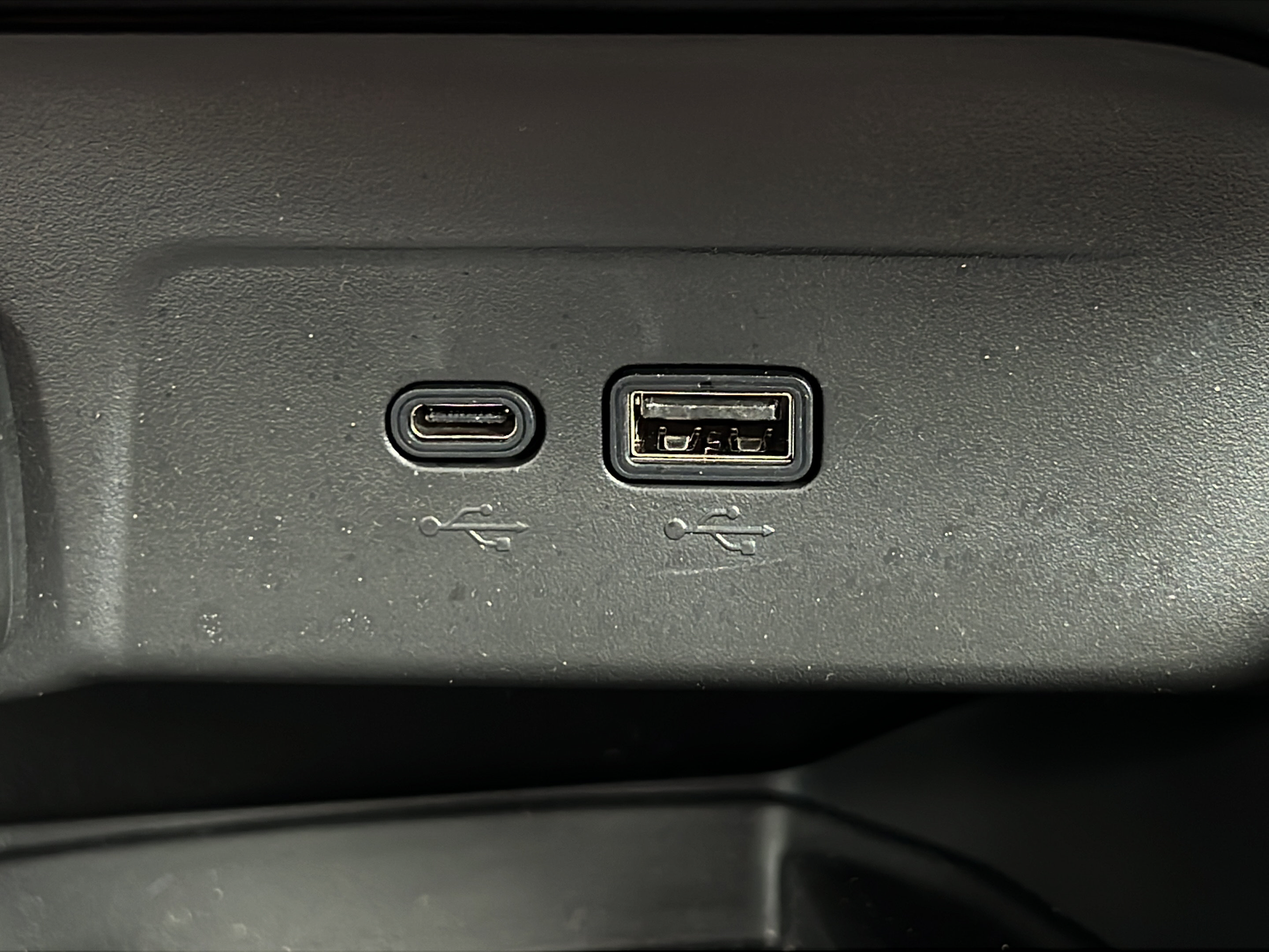 Used 2026 Chevrolet Trax RS w/ Sunroof Package FWD image 17