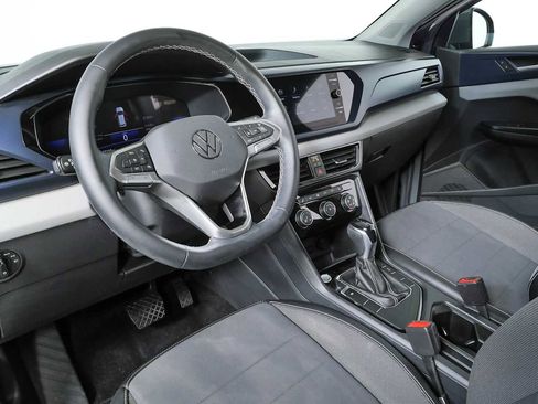 Used 2023 Volkswagen Taos SE FWD image 7