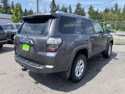 Used 2015 Toyota 4Runner SR5 RWD image 4
