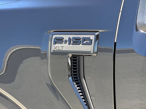 Used 2022 Ford F150 XLT w/ Equipment Group 302A High AWD/4WD image 26