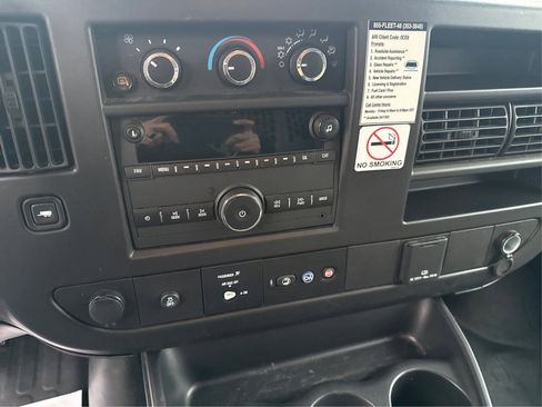 Used 2022 Chevrolet Express 2500 w/ Driver Convenience Package image 21
