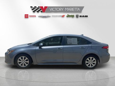 Used 2024 Toyota Corolla LE FWD image 2