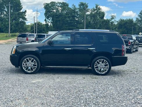 Used 2008 GMC Yukon Denali AWD/4WD image 2