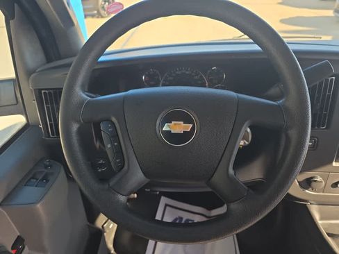 Used 2020 Chevrolet Express 3500 LS image 9