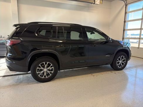 Used 2025 GMC Acadia AT4 w/ Luxury Package AWD/4WD image 10