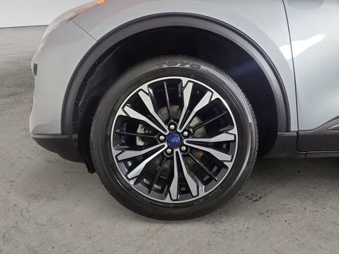 Used 2022 Ford Escape SE w/ SE Sport Appearance Package AWD/4WD image 14