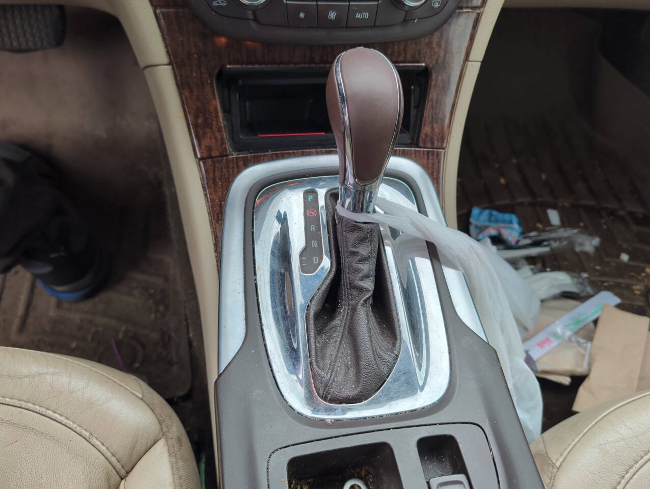 Used 2012 Buick Regal Premium FWD image 37