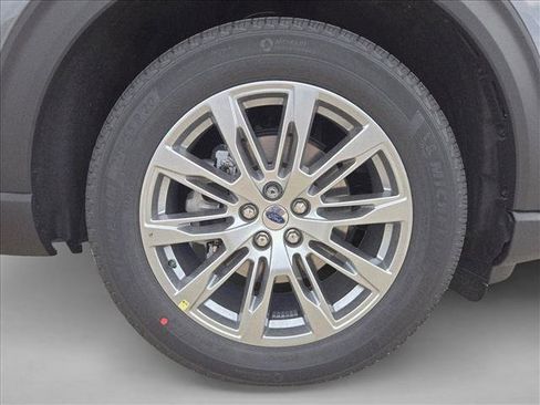 New 2026 Ford Explorer Platinum image 10