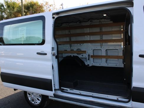 Used 2024 Ford Transit 250 Low Roof w/ Exterior Upgrade Package image 23