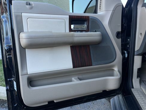 Used 2006 Lincoln Mark LT 4x4 image 52