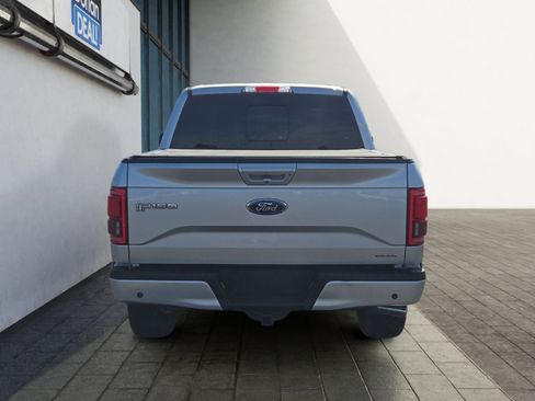 Used 2015 Ford F150 Lariat w/ Equipment Group 502A Luxury AWD/4WD image 4
