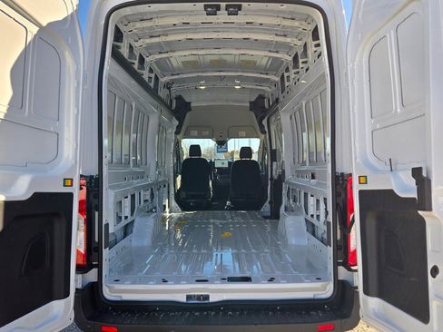 New 2026 Ford Transit 250 148 High Roof Extended image 10