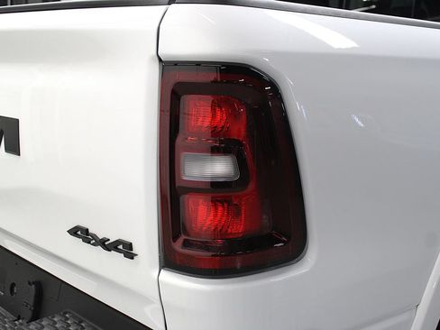 New 2026 RAM 1500 4x4 Crew Cab image 44
