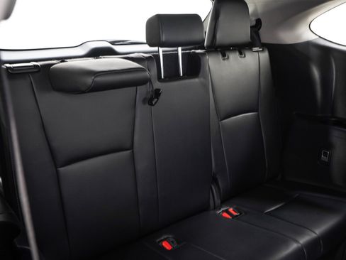 Used 2024 Toyota Highlander Limited AWD/4WD image 15