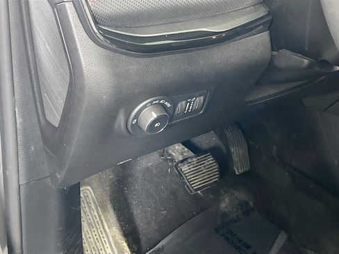 Used 2022 Jeep Compass Trailhawk AWD/4WD image 10
