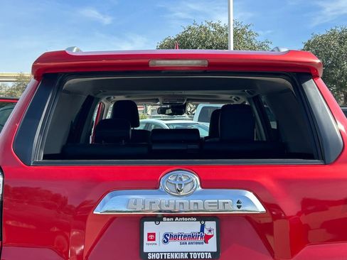 Used 2023 Toyota 4Runner Limited image 15